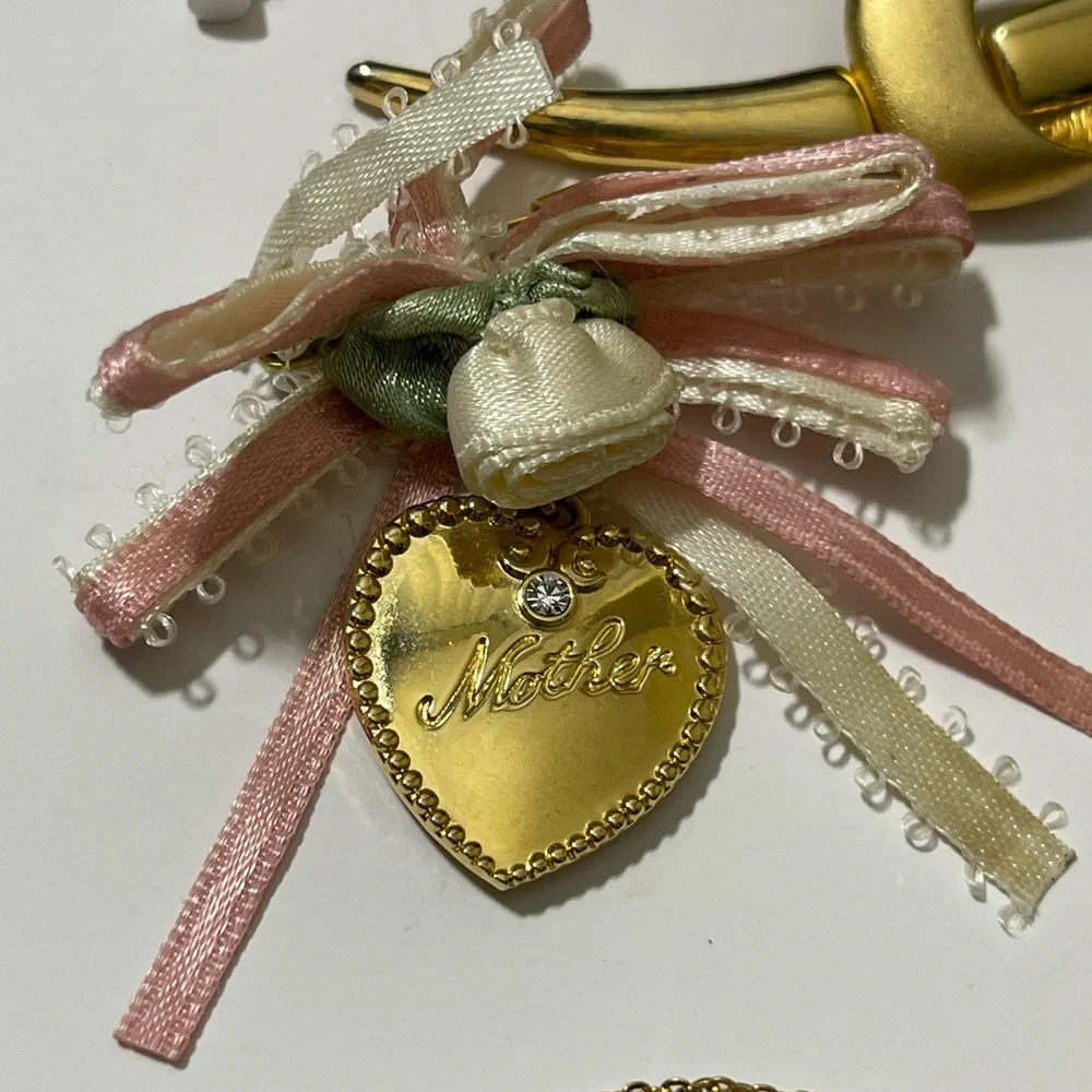 Elegant Vintage Gold Jewelry Women Men’s Brooches, Pendant, Necklace Earrings - Picture 8 of 15